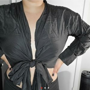 Black Wrap up top with slight crop
